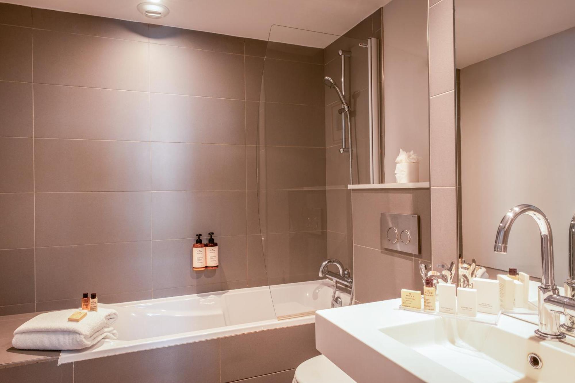 Hotel Helzear Champs-Elysees Paryż Zewnętrze zdjęcie