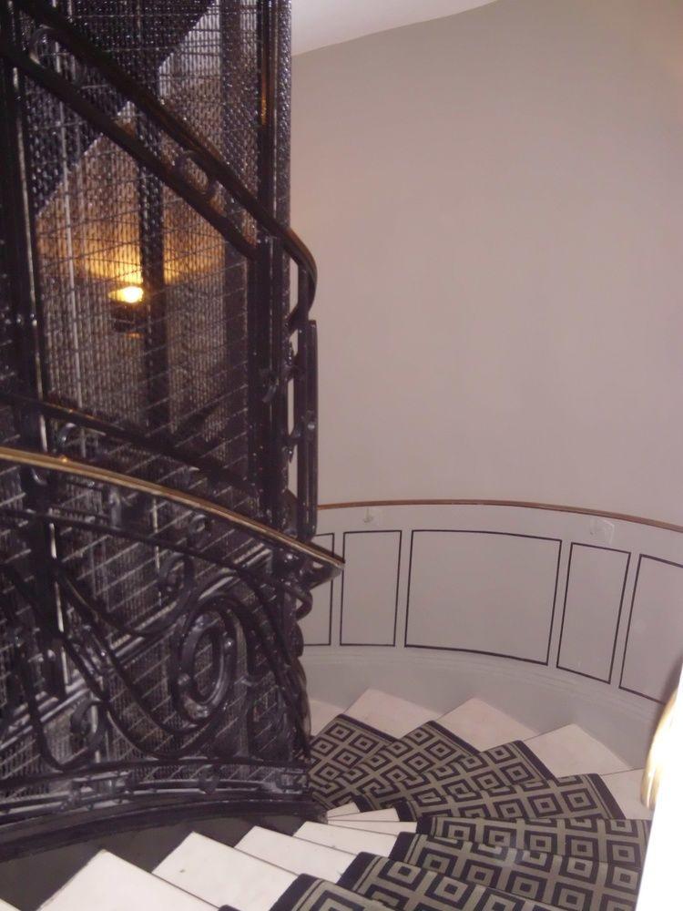 Hotel Helzear Champs-Elysees Paryż Zewnętrze zdjęcie